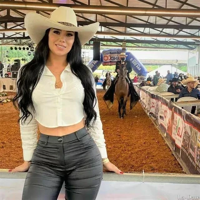 Valentina Profile image 3