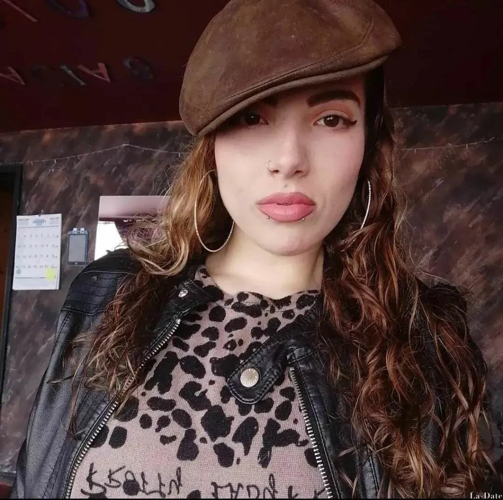 Sara Profile image 1